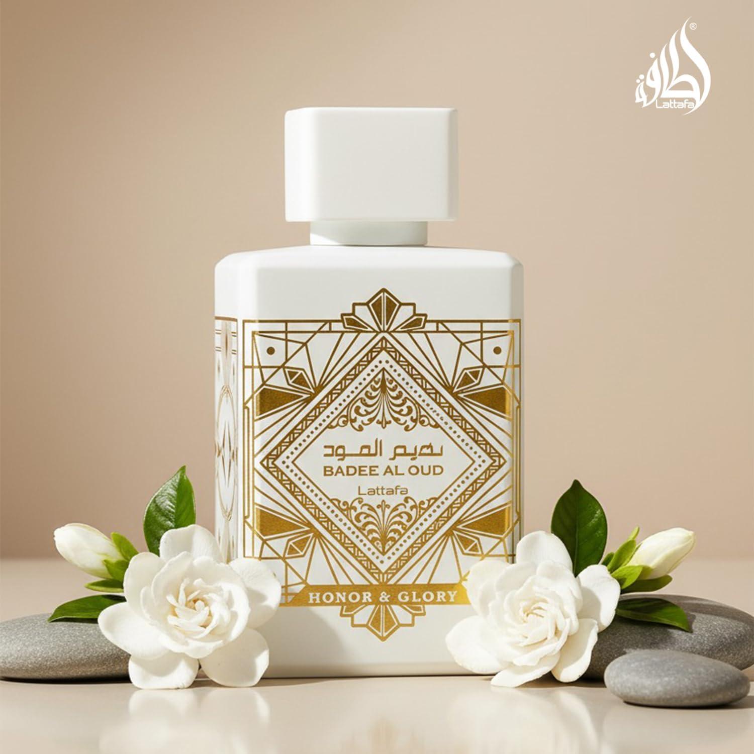 <p><strong>“Descubra a Sofisticação do Eau de Parfum Bade’e Al Oud”</strong></p><p>“></p><p>Ao experimentar esta fragrância, somos imediatamente envolvidos por uma combinação única de notas doces, picantes e amadeiradas. A intensidade da essência é marcante e, de fato, nos transporta para um universo sofisticado. As notas de saída oferecem uma explosão inicial que prepara o paladar olfativo para a riqueza das notas de coração e fundo, criando uma experiência harmoniosa e duradoura. A sensação é de luxo e profundidade, o que torna cada aplicação uma verdadeira celebração dos sentidos.</p><p>Além disso, a versatilidade deste Eau de Parfum unissex é notável, permitindo-nos usá-lo tanto em ocasiões especiais quanto no dia a dia. As dimensões do produto, com um design moderno e prático, complementam sua presença em qualquer ambiente. Abaixo, uma tabela resume as características principais que tornam esta fragrância tão especial:</p><table class=